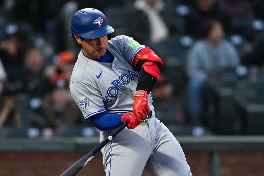 岡本和真、8試合ぶり20号 30歳初アーチに敵地騒然…村上と並び日本人1年目のHR数歴代2位