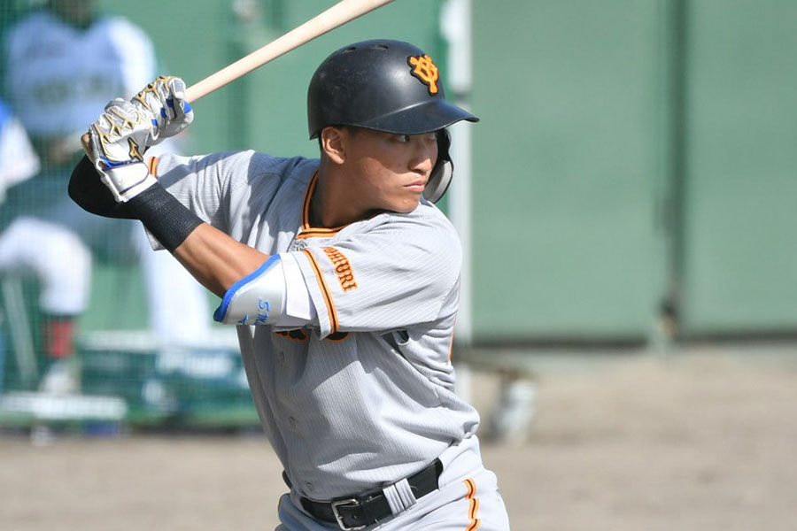打ちまくる巨人20歳が「マジで本物」 異国で遂げる進化…衝撃の.832「凄まじい」