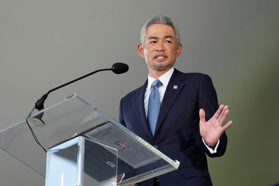 イチロー氏が野茂氏に“日本語で”感謝した理由 スピーチ後に明かす「感動」「距離を縮めた