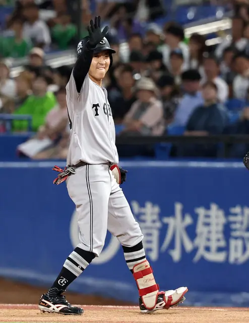 【巨人】ヤクルトに３連勝！ 鈴木大和が阿部慎之助以来の快挙で阪神との首位決戦へ弾み