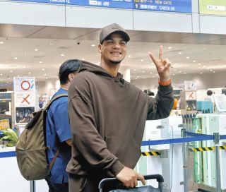 中日、2人の外国人選手が帰国 ボスラー「野球楽しめた」アブレウ「いいときも悪いときもあった」来季契約は未定