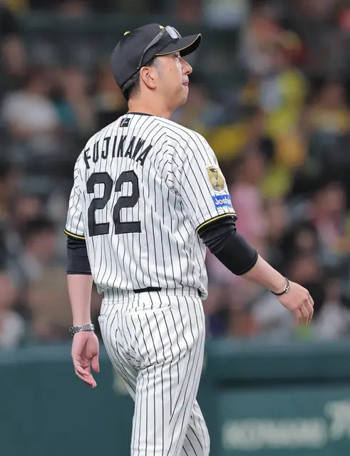 【阪神】２試合連続完封負けで今季初５連敗 延長１１回に先制許す ２位・巨人との０・５ゲーム差は変わらずＭ１６