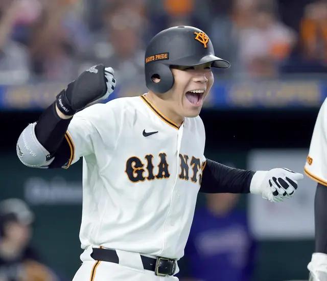 巨人・佐々木俊輔がプロ１号から２桁本塁打と長打力が開花 ダッシュでダイヤモンドを駆け抜ける爆速本塁打の理由とは…？