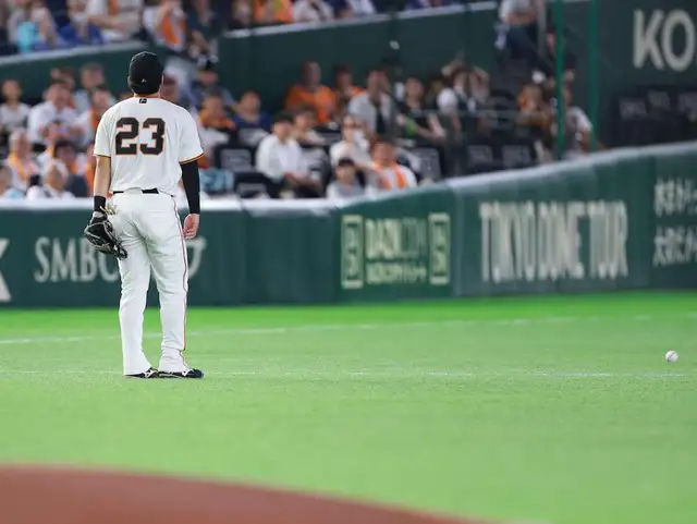 巨人、石塚裕惺の失策から戸郷翔征が痛恨先制3ラン被弾