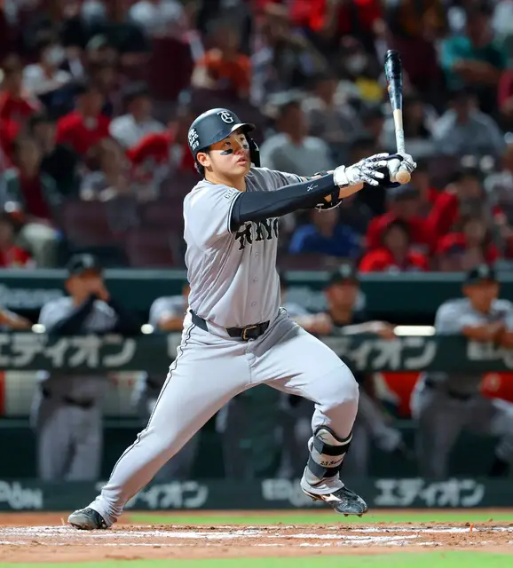 【巨人】石塚裕惺が値千金の勝ち越し打！８回に右越え二塁打 連日の５番起用に応える