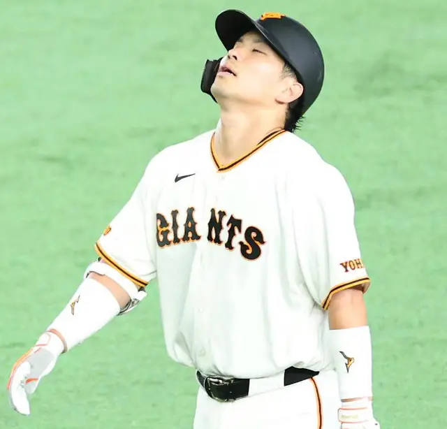 【番記者Ｇ戦記】好機は相手より多かった 巨人打線あと一本が出ず崖っぷち ９回無死二塁→泉口バントも後続倒れ１点届かず